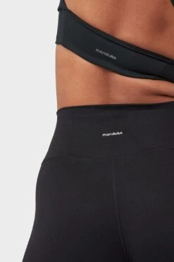 Essence Bra -Layer Outfit 13628999467066 9