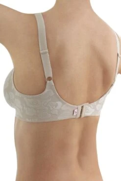 Wacoal Awareness Wire Free Bra (More Colors Available) -Layer Outfit 14425343295559 2