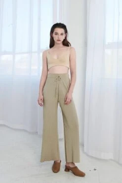 HAILEY RIBBED-KNIT SOFT CUP BRA - BEIGE -Layer Outfit 14597908889711 13