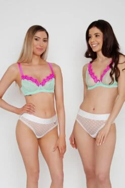 Coco Loco High Apex Bra -Layer Outfit 15207506477123 4