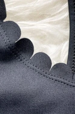 Lucie - HIIT Scalloped High Impact Nursing Sports Bra (Noir) -Layer Outfit 15268701470838 8