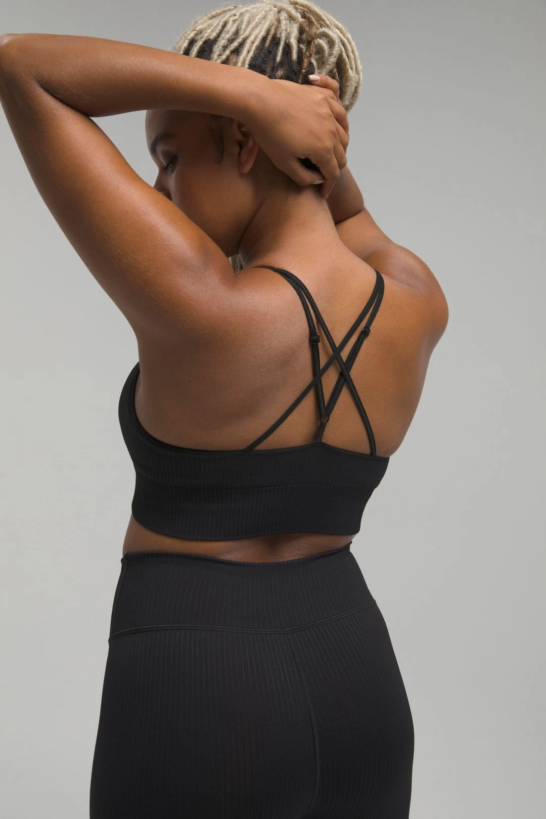 SEAMLESS RIBBED BRA | BLACK001 10 SEAMLESS RIBBED BRA | BLACK001 - Image 8