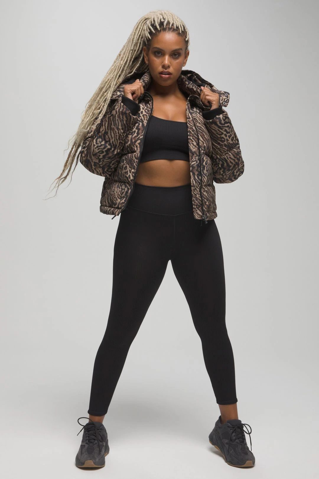 SEAMLESS RIBBED BRA | BLACK001 7 SEAMLESS RIBBED BRA | BLACK001 - Image 5