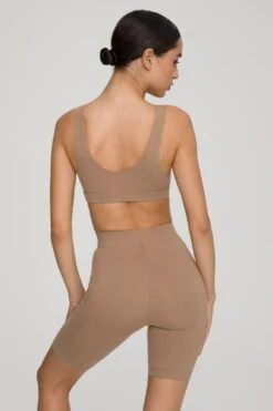 ESSENTIAL SCOOP BRA | PUTTY001 -Layer Outfit 15480537448531 7