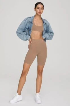 ESSENTIAL SCOOP BRA | PUTTY001 -Layer Outfit 15480537940051 9