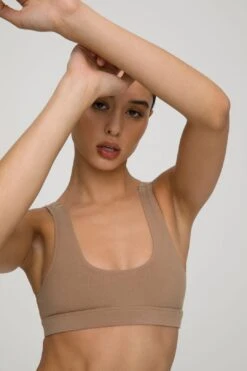 ESSENTIAL SCOOP BRA | PUTTY001 -Layer Outfit 15480538071123 8