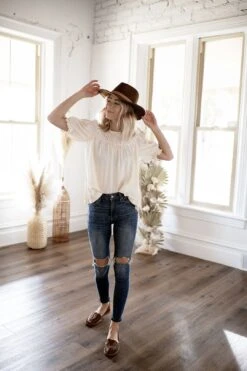 Cheery | Puff Sleeve Top | 2 Colors -Layer Outfit 15582470045770 6