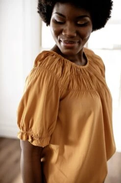 Cheery | Puff Sleeve Top | 2 Colors