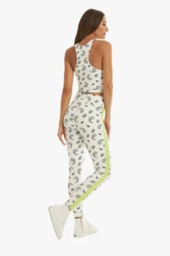 Bruna Supreme Blackout Sports Bra - Bandana White -Layer Outfit 15591497924682 6