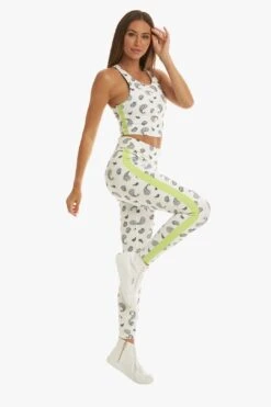 Bruna Supreme Blackout Sports Bra - Bandana White -Layer Outfit 15591497957450 5