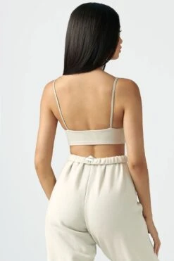 Structured Tank Bra -Layer Outfit 15792827629670 3