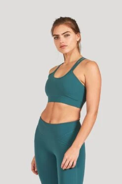 W's Groundwork Pace Sports Bra -Layer Outfit 15871915655251 10
