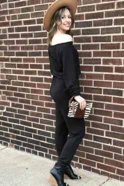 Off The Shoulder Jumpsuit -Layer Outfit 16082024529967 2