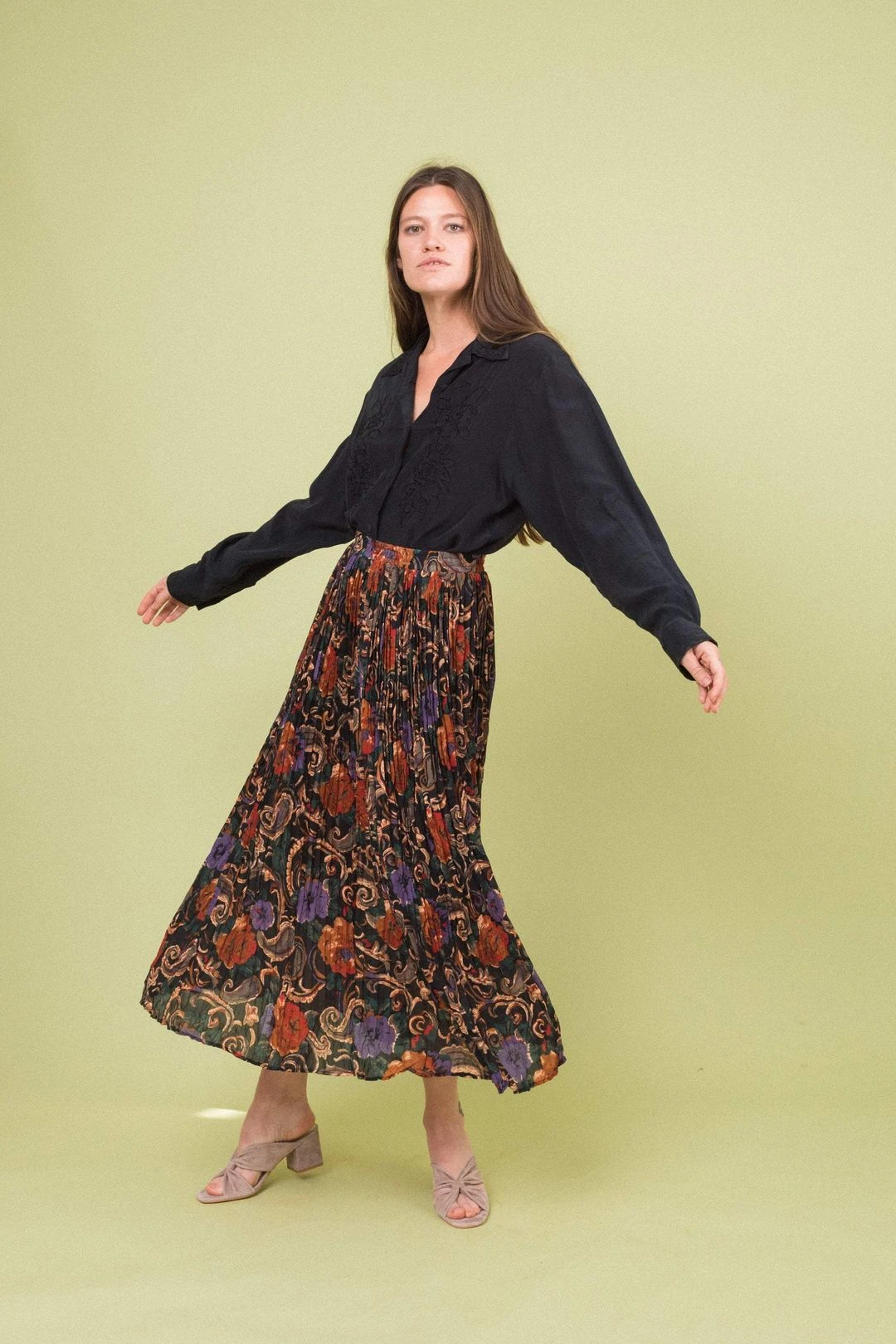 Vintage Floral Crinkle Chiffon Skirt (M) 7 Vintage Floral Crinkle Chiffon Skirt (M) - Image 5