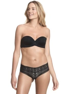 Dominique The Tessastrapless Lace Strapless Convertible Bra -Layer Outfit 17787244052639 3
