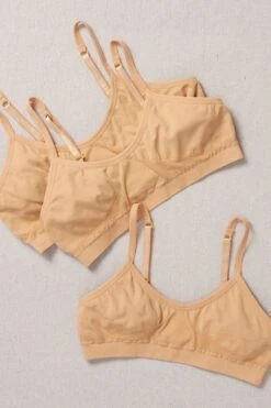 Chickadee Seamless Bra Bundle Of Three Basics Collection -Layer Outfit 17954852470950 3