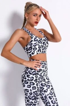 Intensity Breathable Yoga Bra 26 Intensity Breathable Yoga Bra -Layer Outfit 22980459856060 10