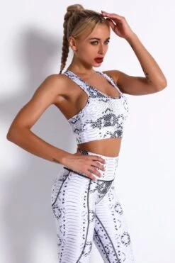 Intensity Breathable Yoga Bra 20 Intensity Breathable Yoga Bra -Layer Outfit 22980460314812 4