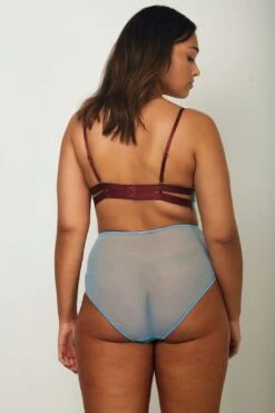 Ebba Lace Padded Bralette -Layer Outfit 23048277721282 4