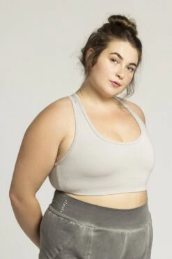 Racer-Back Bra -Layer Outfit 23161320243380 9