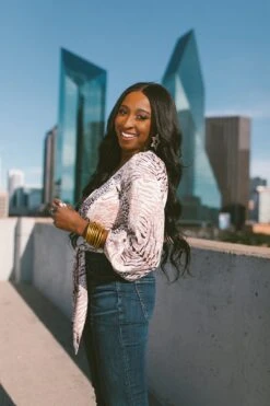 BuddyLove Estelle Tie Front Top - Wildlife -Layer Outfit 23296395182274 5