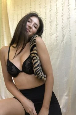 Vintage Calvin Klein Lace Bra -Layer Outfit 23698786353336 4