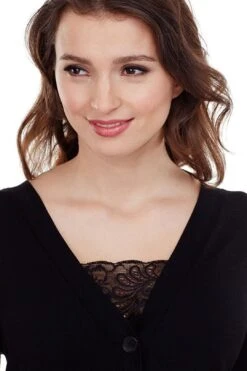 The Convertible Bra - Black -Layer Outfit 2596118986843 8