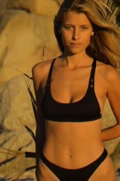 Glamazon Swimsuit Sports Bra 13 Glamazon Swimsuit Sports Bra -Layer Outfit 28051416547439 3