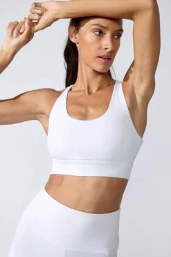 Pure Recycled Nylon Medium Support Bra 25 Pure Recycled Nylon Medium Support Bra -Layer Outfit 28165227544621 4