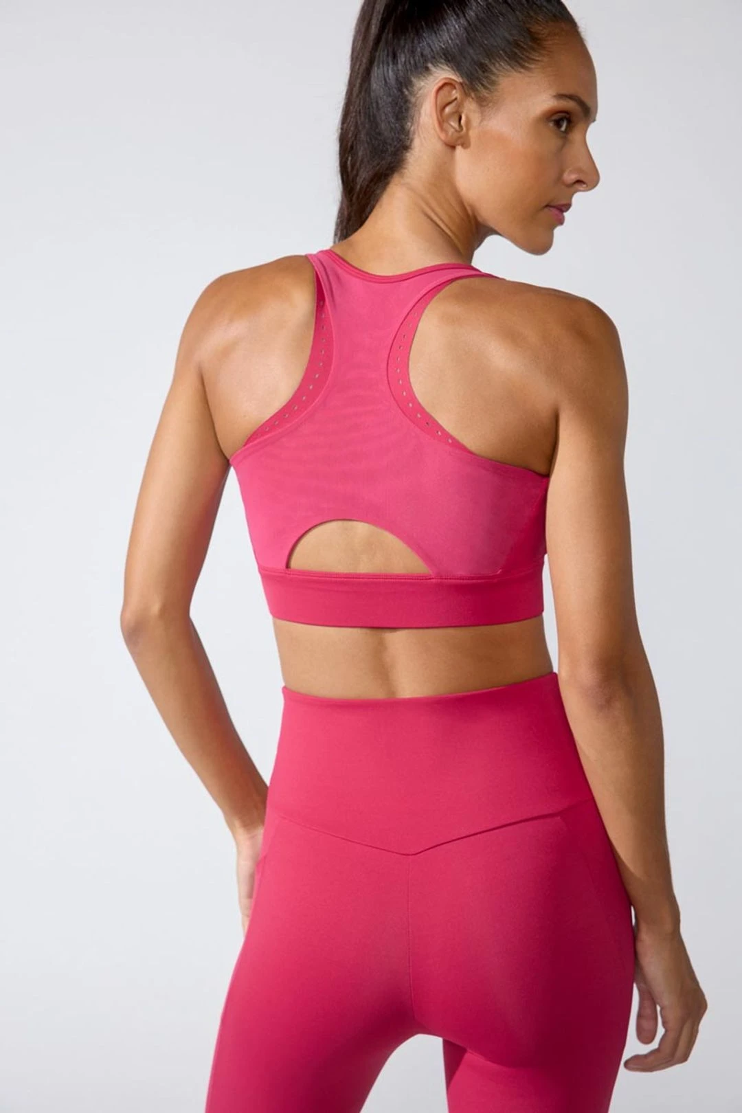 Pure Recycled Nylon Medium Support Bra 18 Pure Recycled Nylon Medium Support Bra - Image 16