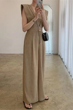[Korean Style] Reaz Solid Color Sleeveless Wide Leg Romper Jumpsuit -Layer Outfit 28265001287751 10
