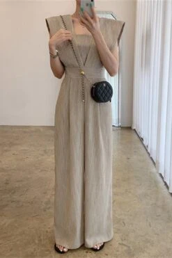 [Korean Style] Reaz Solid Color Sleeveless Wide Leg Romper Jumpsuit -Layer Outfit 28265001320519 7
