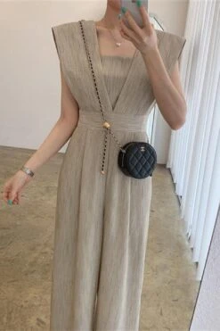 [Korean Style] Reaz Solid Color Sleeveless Wide Leg Romper Jumpsuit -Layer Outfit 28265001484359 6