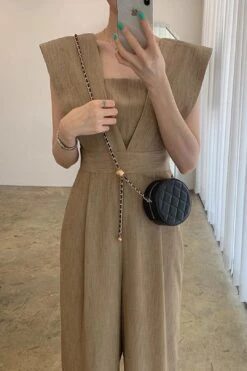 [Korean Style] Reaz Solid Color Sleeveless Wide Leg Romper Jumpsuit -Layer Outfit 28265001549895 8