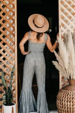 Just Peachy Jumpsuit Olive -Layer Outfit 28300556009574 8