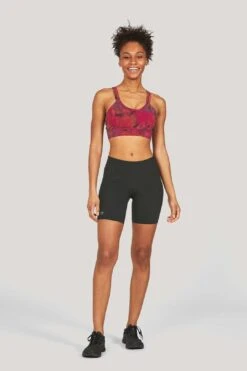 W's Groundwork Pace Sports Bra -Layer Outfit 28403089866835 20