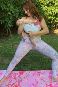 Chloé 3 Running Nursing Sports Bra (Dusty Rose) -Layer Outfit 28437015199862 7