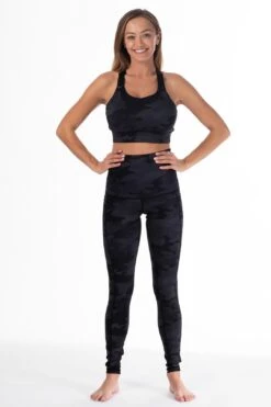 Venice High Impact Full Coverage Nursing Sports Bra (Camo) -Layer Outfit 28446722359414 6