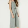 Sleeveless Textured Jumpsuit 1 Sleeveless Textured Jumpsuit -Layer Outfit 28531340279905 1