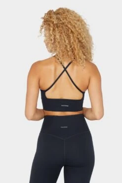 Essence Bra -Layer Outfit 28585797451834 2