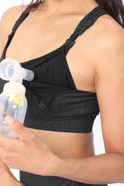 Chloé 4 Running Nursing & Pumping Sports Bra (Black Cloud) -Layer Outfit 28615296483446 12