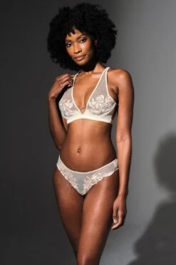 Eldridge Bra - Gold Leaf -Layer Outfit 28683801591890 3