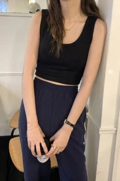 [Korean Style] 3 Colors Soft & Stretchy U-Neck Crop Tank Top -Layer Outfit 28705279279175 18