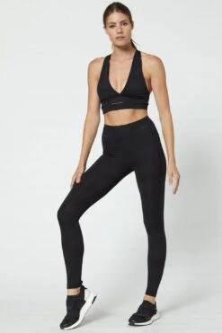 Vimmia X Warp Mesh Back Bra -Layer Outfit 28737282965670 3