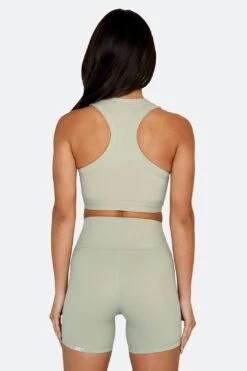 SPORTBODY™ HIGH NECK BRA - THISTLE -Layer Outfit 28976872980565 2