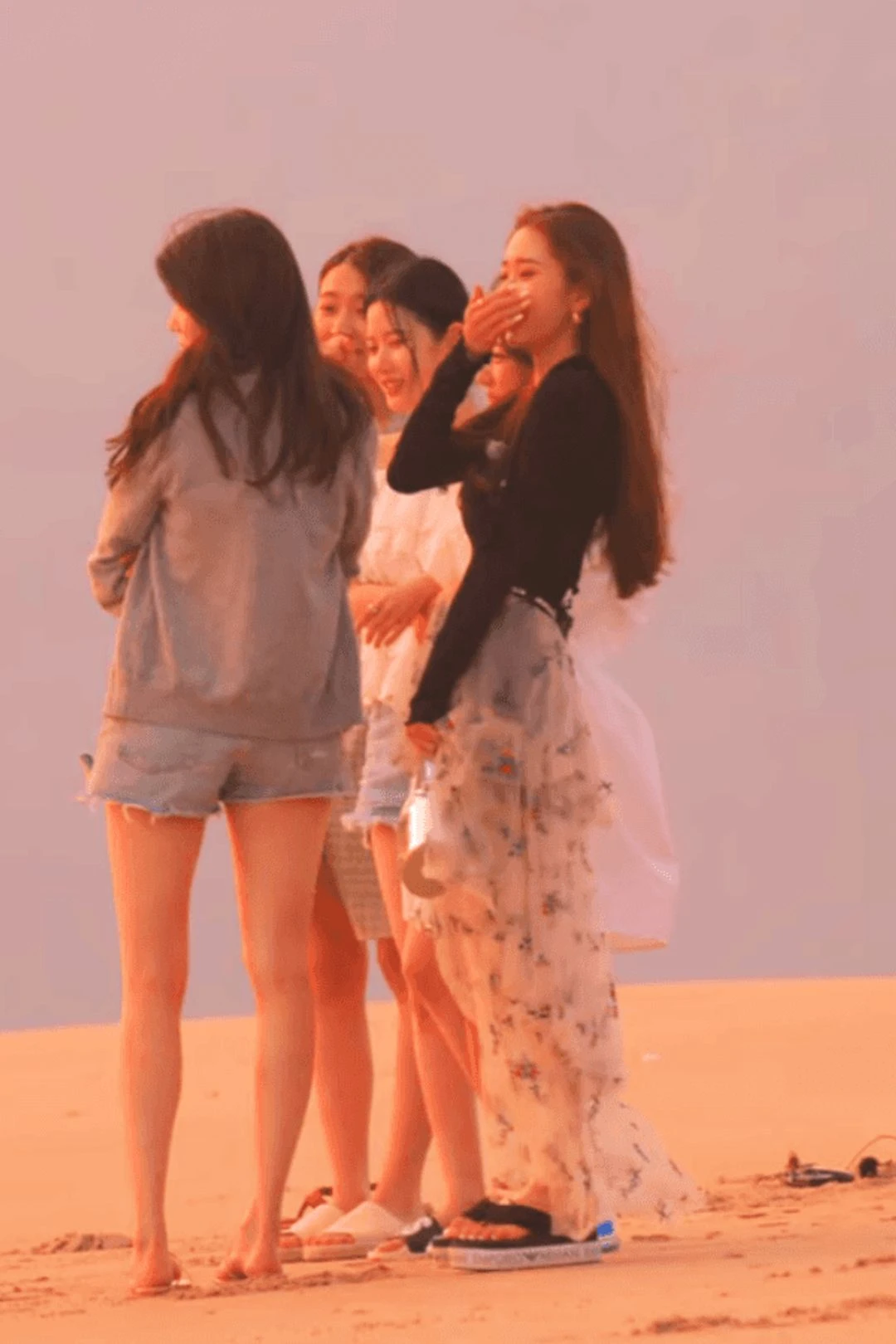 Single's Inferno Song Ji-a Inspired Top And Skirt Set 002 6 Single's Inferno Song Ji-a Inspired Top And Skirt Set 002 - Image 4