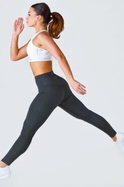 The Flex Sports Bra™ - Ice White 24 The Flex Sports Bra™ - Ice White -Layer Outfit 29150048616617 10