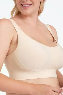 Truekind® Enhanced Comfort Wireless Shaper Bra -Layer Outfit 29327632302214 7