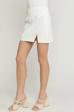 White Faux Leather Mini Skirt -Layer Outfit 29434078134369 3