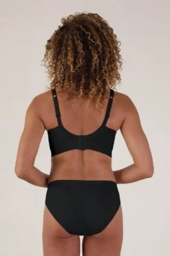 Pose Underwire Bra -Layer Outfit 29442310832218 9